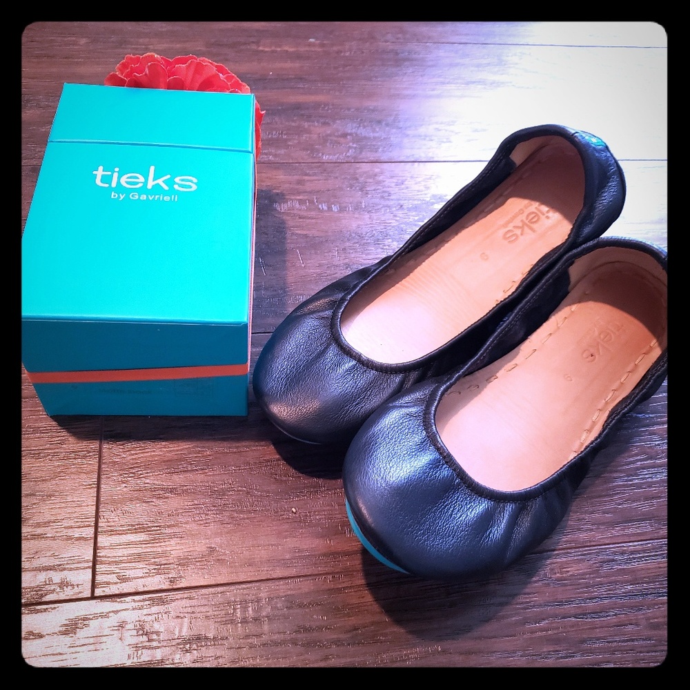 Tieks flats Black